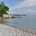 3 Palms Apartman *