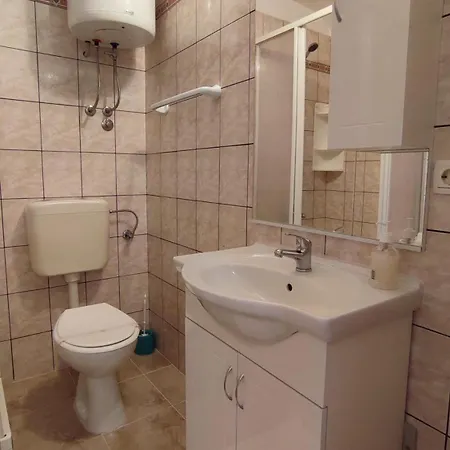 3 Palms Apartman *