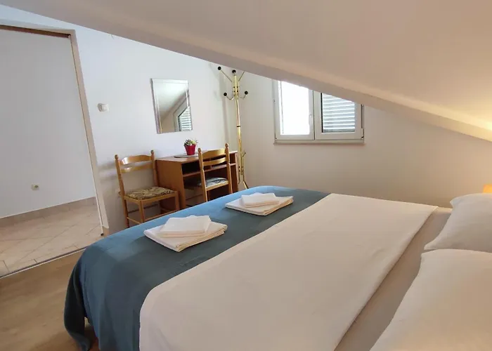 3 Palms Apartman *
